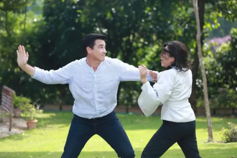 สุดทน! “วิลลี่” ตบ “ป๊อก” หน้าหัน เหตุตามตื้อ “ไนกี้” ไม่เลิก