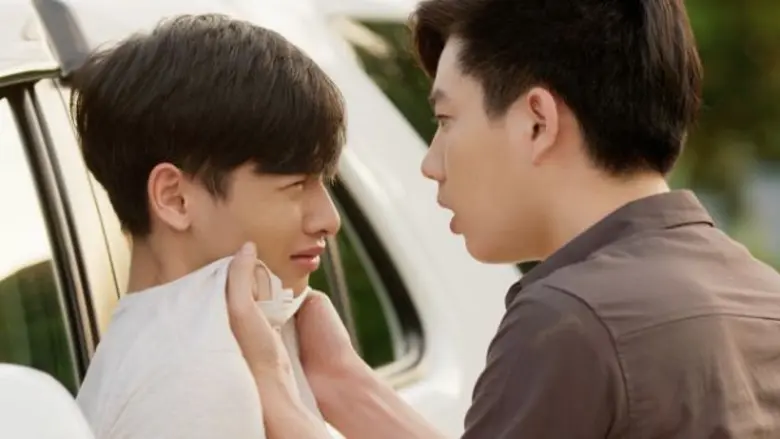 “ออฟ” ของขึ้น เหวี่ยงใส่ “กัน” โกรธเปิดตัวเป็นแฟน!!!