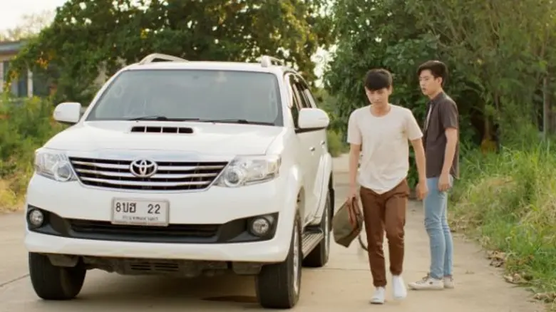 “ออฟ” ของขึ้น เหวี่ยงใส่ “กัน” โกรธเปิดตัวเป็นแฟน!!!