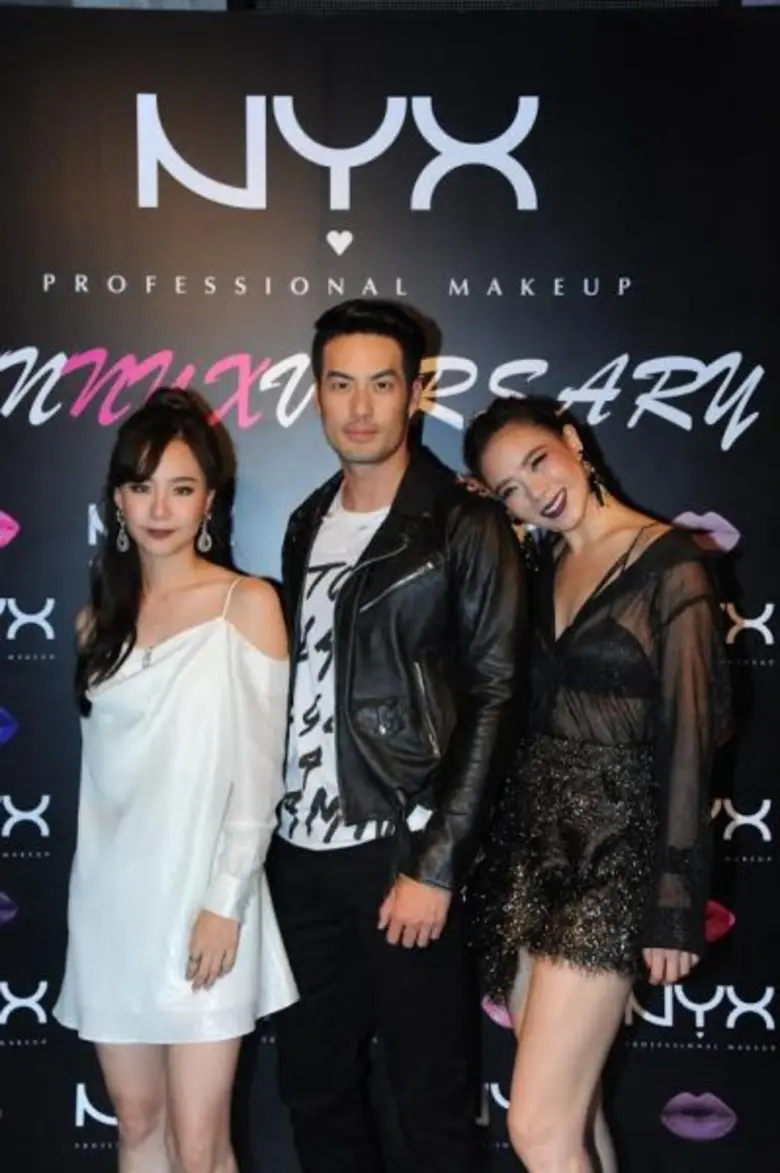 ครบรอบ 1 ปีเมคอัพแบรนด์ที่ทั้งแซ่บทั้งเผ็...