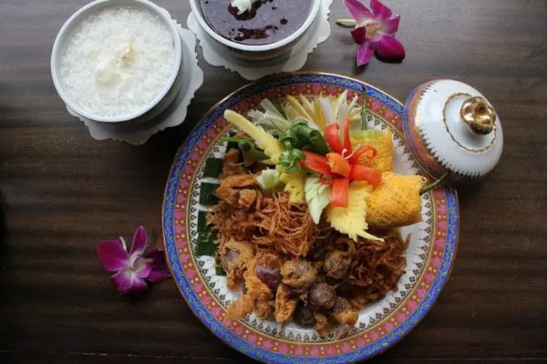 KEEP YOUR SUMMER FRESH WITH KHAO CHAE AT PATUMMAT RESTAURANT