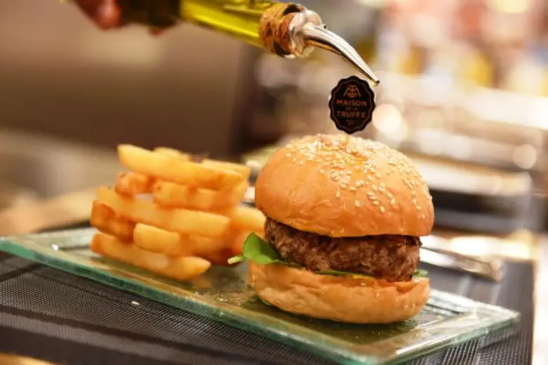 หลงมนต์เสน่ห์ “เมซอง เดอ ลา ทรูฟ” ลิ้มรสอาหารฝรั่งเศส  ต้นตำรับทรัฟเฟิลส่งตรงจากปารีสสู่ใจกลางทองหล่อ