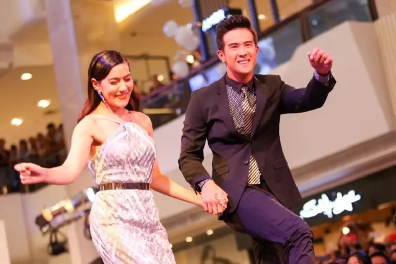 “เจมส์ มาร์-คิมเบอร์ลี่” ร่วมฉลองเปิดศูนย์การค้าเซ็นทรัลพลาซา บางนา โฉมใหม่ “The New Central Plaza Bangna : ใหม่หมดจด ครบทุกเทรนด์”