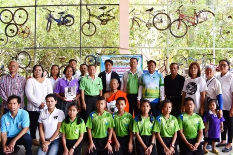 พระครูกาญจนธรรมชัย เจ้าอาวาสวัดหนองไม้แก่...