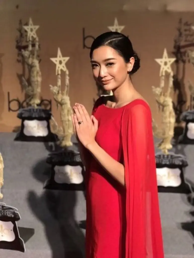 อีกหนึ่งความภาคภูมิใจของนักแสดงไทย น้ำหวาน พิไลพร ส...