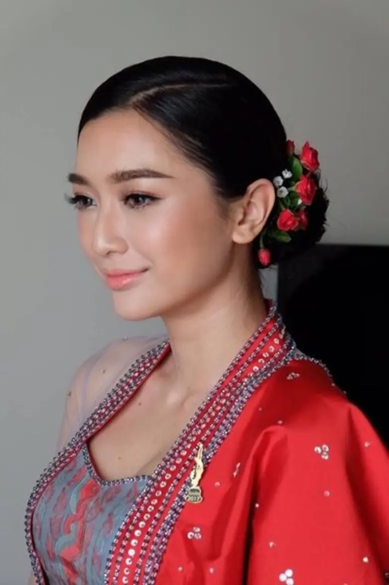 Gossip News: น้ำหวาน - พิไลพร ดังแดนไกล