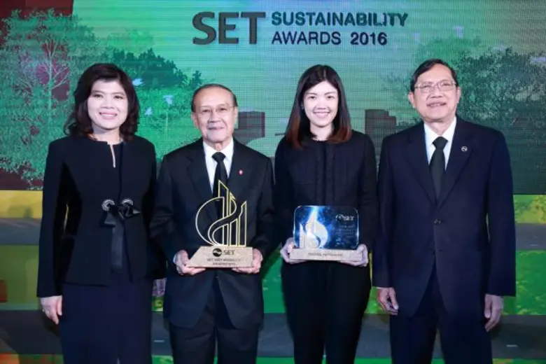 - รางวัลดีเด่นประเภทบริษัทจดทะเบียน ด้านน...