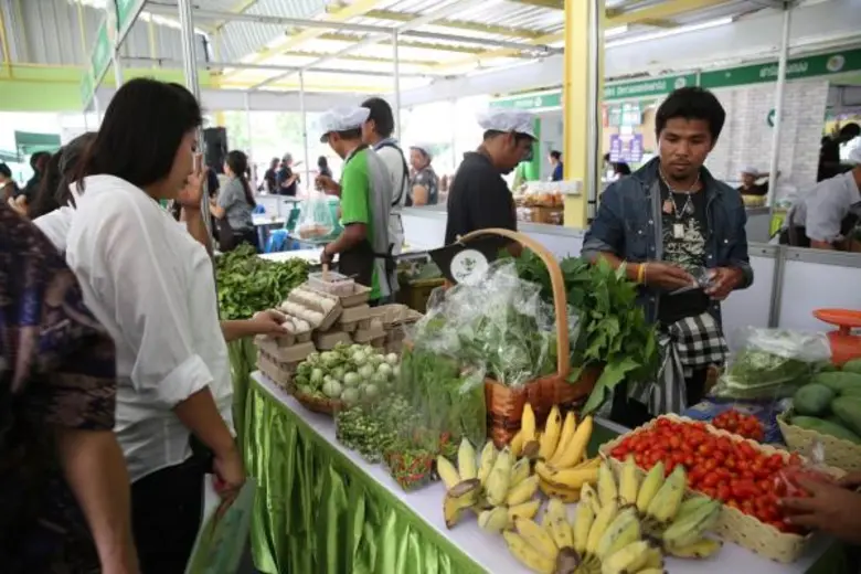 เปิดตลาดอินทรีย์เต็มรูปแบบ ณ อ.ต.ก. ย่านพหลโยธิน