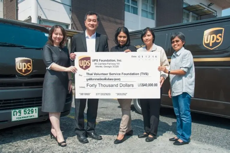 จากซ้ายไปขวา คุณ นันทนัช พิชญ์สกุล ผู้จัด...