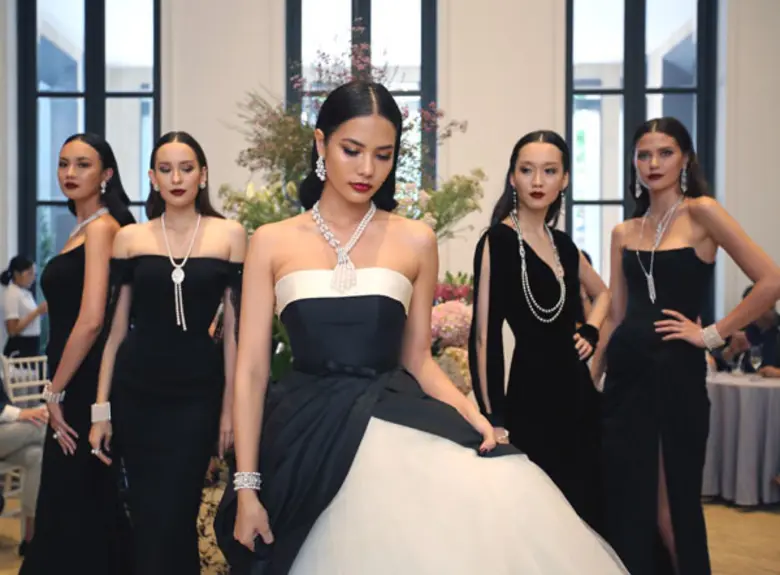 เคพีเอ็น แลนด์ จับมือ เจมส์ พาวิลเลี่ยน จัดงานโชว์เครื่องงประดับสุดเอ็กซ์คลูซีฟ