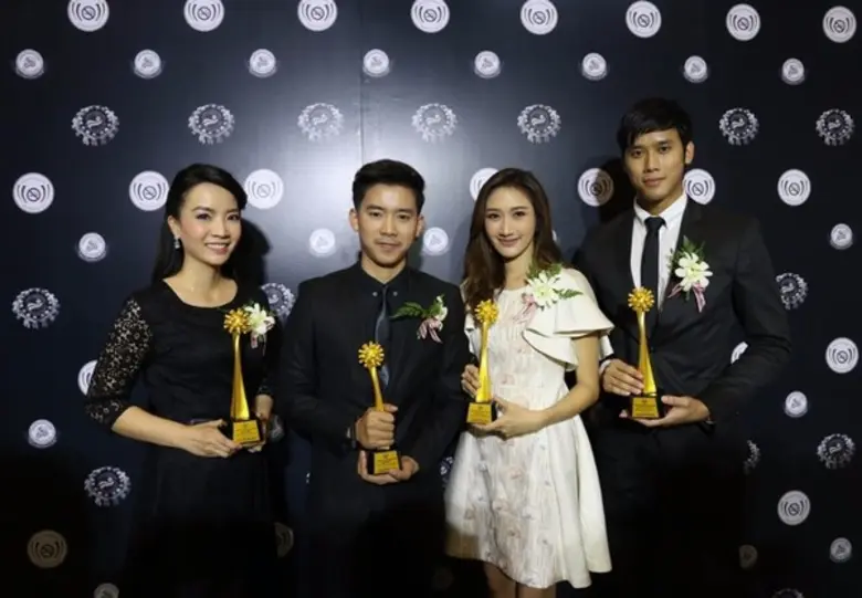 ดารา ผู้ประกาศข่าว ช่อง 8 และ ศิลปินค่ายอ...