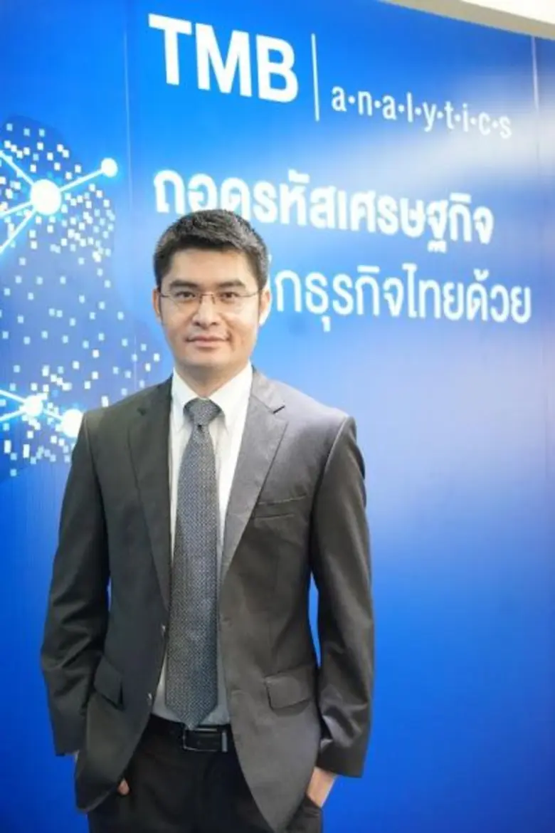 นายนริศ สถาผลเดชา ผู้อำนวยการอาวุโส ศูนย์...