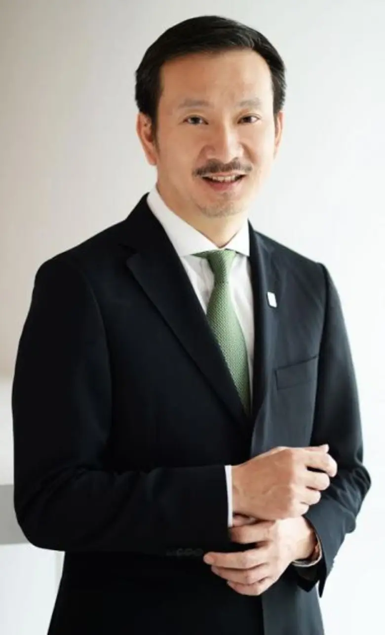 นายชัยวัฒน์ โควาวิสารัช ประธานเจ้าหน้าที่...