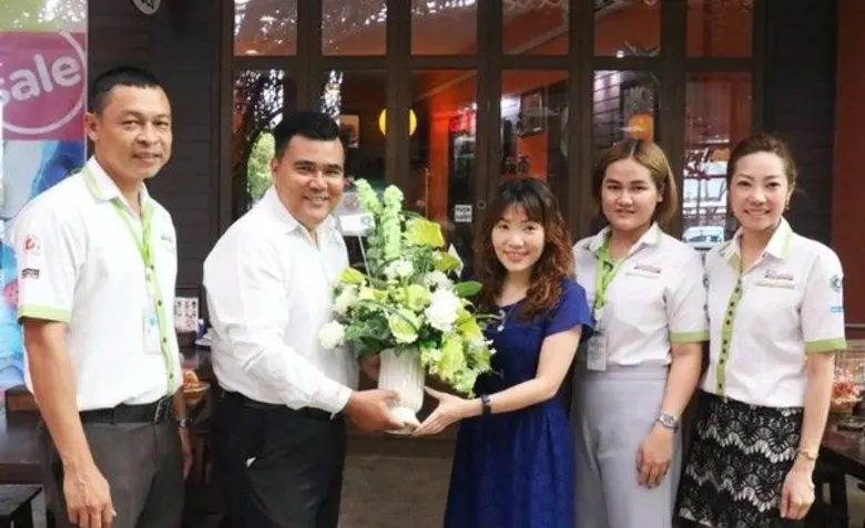 คุณศุภกิจ ประมวทรัพย์ ตัวแทนผู้บริหารศูนย...