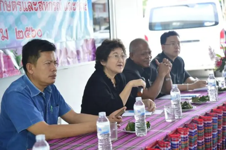 ผช.รมต.ประจำกระทรวงเกษตรและสหกรณ์ ลงพื้นที่ จ.บุรีรัมย์ ฟังปัญหา ความต้องการของเกษตรกรที่เข้าร่วมโครงการ "ทำนาแปลงใหญ่"