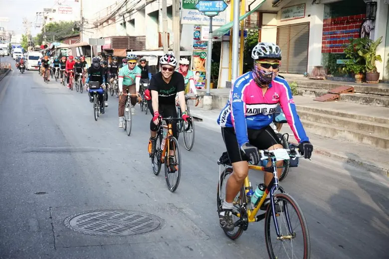 ประสบความสำเร็จ ในบททดสอบพิสูจน์ใจ 109 ก.ม. กับธรรมธุรกิจชวนปั่น ยักษ์กะโจน นำทีมปั่นจักรยาน เข้าร่วมงาน “คืนชีวิตให้แผ่นดิน ครั้งที่ 11”