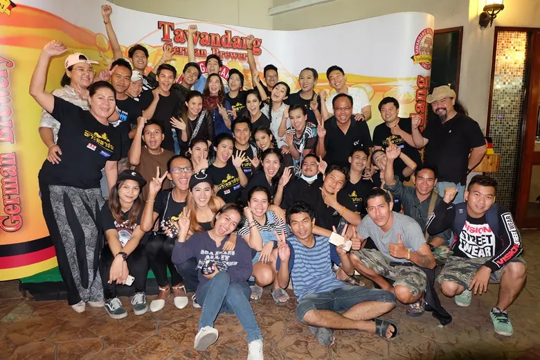 คุณส้ม-ประภัสสร จับมือ ชายแฮ็คส์-สุทธา จัดงานเลี้ยงปิดกล้องทศชาติชาดก ตอน  “พระมหาชนก”