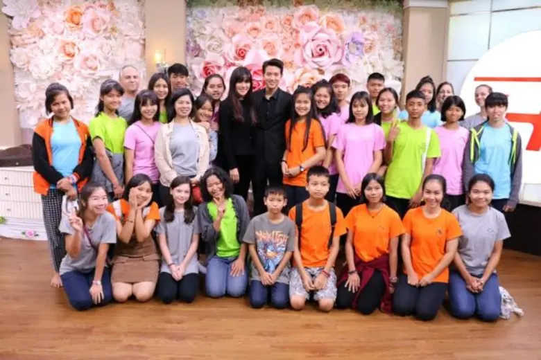 คู่พระนาง เจมส์ จิรายุ ตั้งศรีสุข และ คิม...