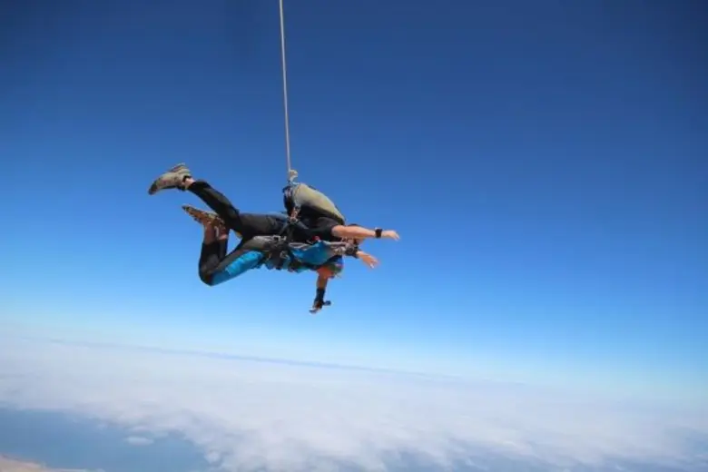 ทีวีไกด์: รายการ “เถื่อน ทราเวล” “วรรณสิงห์” พาตะลุยทะเลทรายทำกิจกรรมสุดเอ็กซ์ตรีม! ใน “เถื่อน ทราเวล” ช่องGMM25 เสาร์ที่ 1 เมษายน นี้