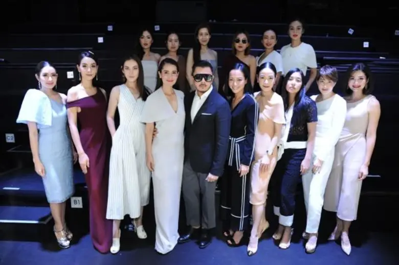 Asava (อาซาว่า) แบรนด์เสื้อผ้าชั้นนำของปร...