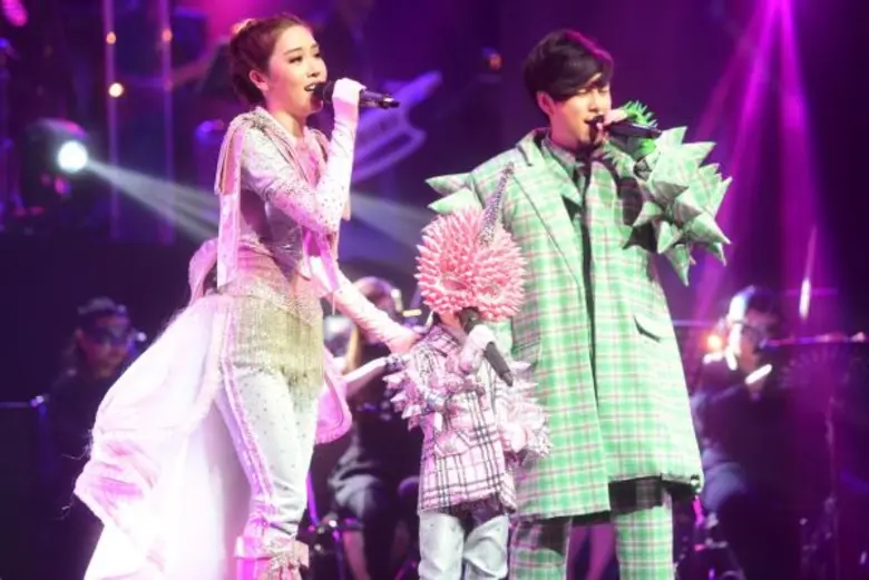 จากปรากฏการณ์ที่สร้างกระแสถล่มทลาย จนกลาย...