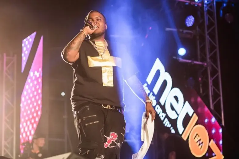 ครั้งแรกของ MET 107 FM คลื่นเพลงสากลอันดั...