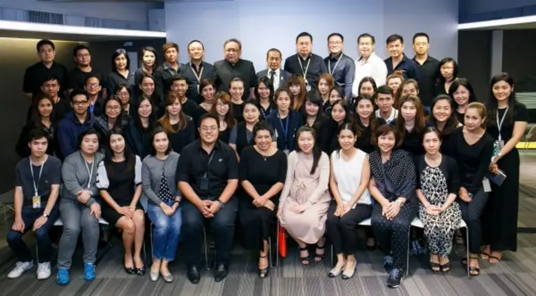 "เคทีซี" หรือ บริษัท บัตรกรุงไทย จำกัด (ม...