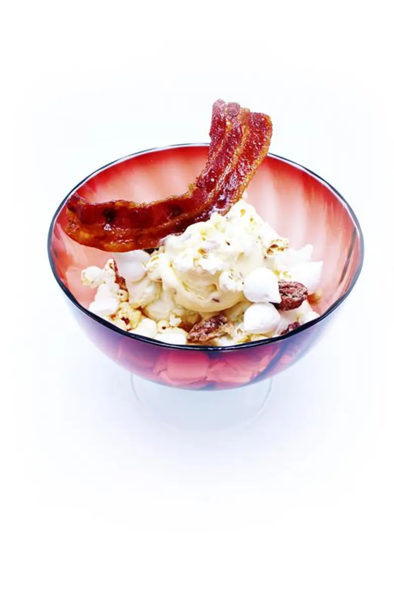 เติมความสดชื่นในช่วงหน้าร้อนด้วย “พาเหรดไอศกรีม” เมนูใหม่ โรงแรมอนันตรา สยาม กรุงเทพ วันนี้ ถึง 31 กรกฎาคม 2560