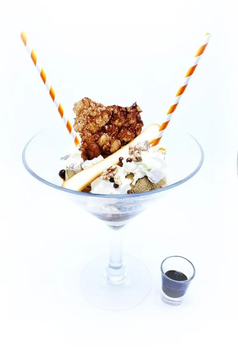 เติมความสดชื่นในช่วงหน้าร้อนด้วย “พาเหรดไอศกรีม” เมนูใหม่ โรงแรมอนันตรา สยาม กรุงเทพ วันนี้ ถึง 31 กรกฎาคม 2560