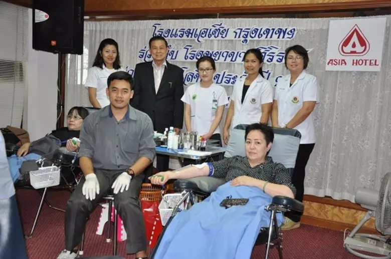 ดร.อมร เตชะหรูวิจิตร ประธานบริหาร บริษัท ...