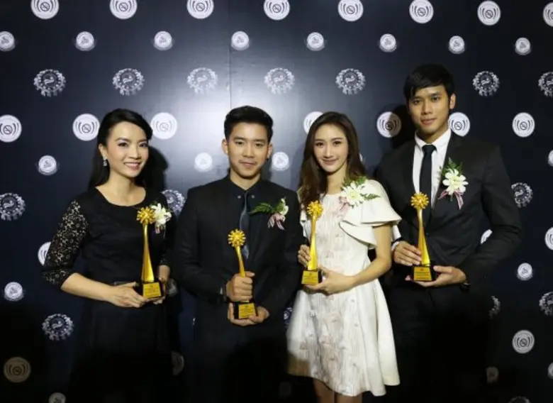 ดารา ผู้ประกาศข่าว ช่อง 8 และ ศิลปินค่ายอ...