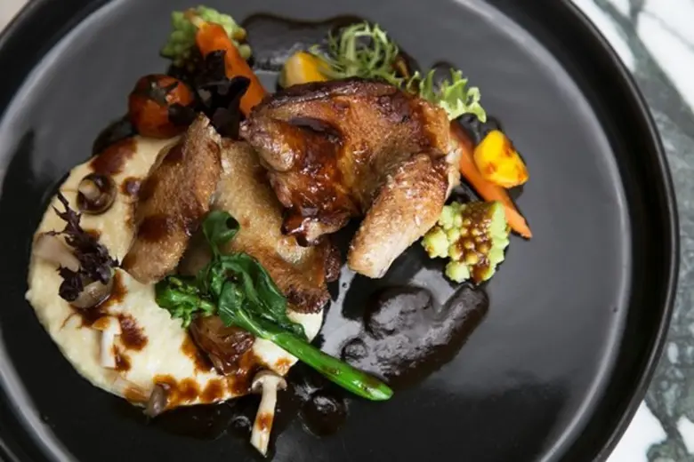 โรงแรมฮิลตัน สุขุมวิท กรุงเทพฯ ชวนชิมเมนูใหม่ I Believe I Can Fly โดยเชฟสุพจน์ สุวรรณวงศ์ที่ห้องอาหารสกาลินี