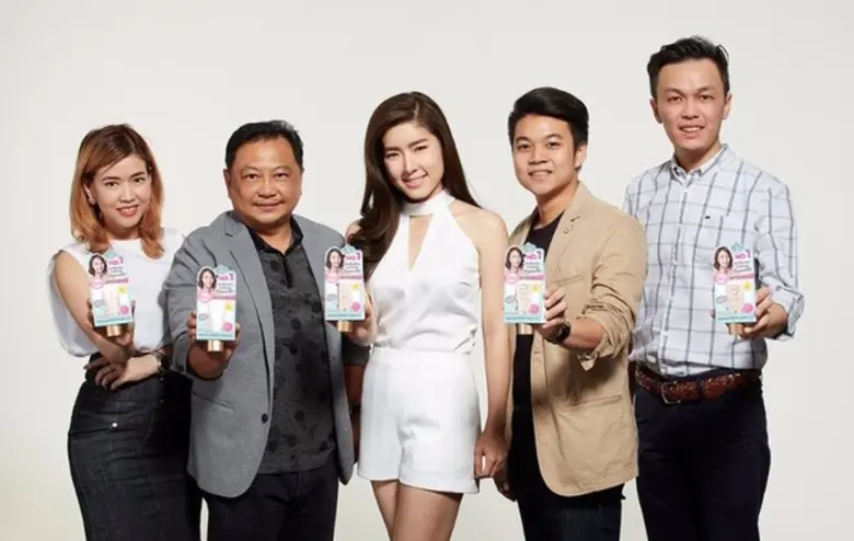 คุณวีรพณ ปฐวินทรานนท์ ประธานเจ้าหน้าที่บร...