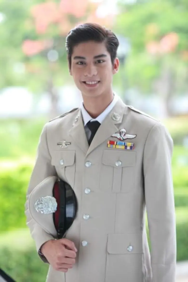 เป็นหนุ่มหน้าใสอีกคน ในละครเรื่องตะวันยอแ...