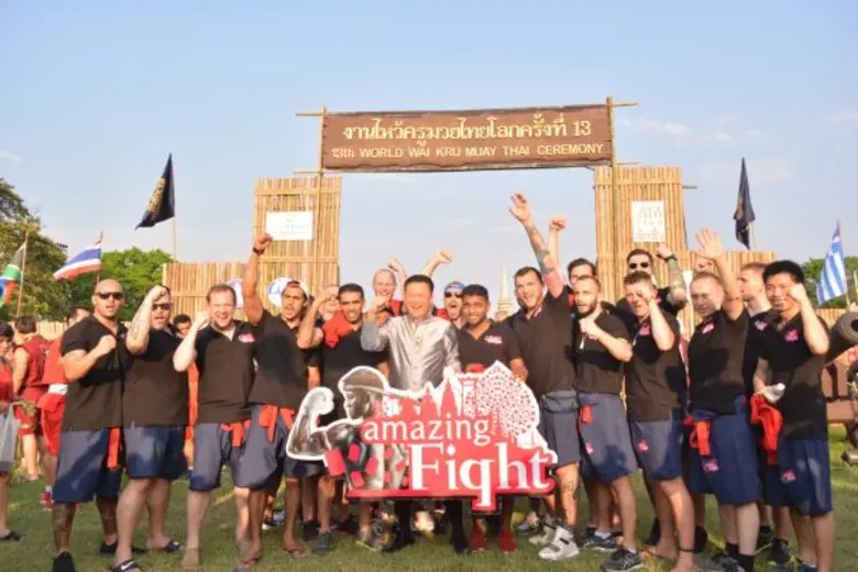 ประสบความสำเร็จอย่างล้นหลามทั้งในประเทศไท...