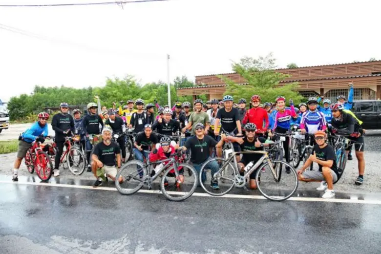 ประสบความสำเร็จ ในบททดสอบพิสูจน์ใจ 109 ก.ม. กับธรรมธุรกิจชวนปั่น ยักษ์กะโจน นำทีมปั่นจักรยาน เข้าร่วมงาน “คืนชีวิตให้แผ่นดิน ครั้งที่ 11”