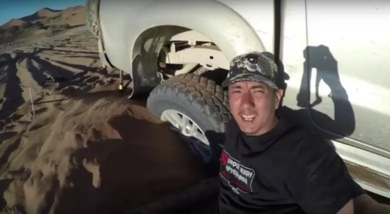 รายการ "เถื่อน ทราเวล" สัปดาห์นี้ "สิงห์ ...