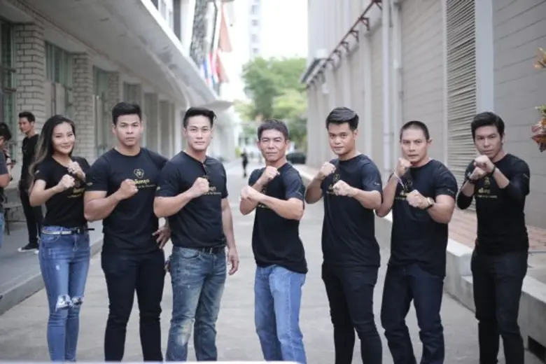 โอริเว่อร์ จัดหนัก!!! ส่ง ซี-ยุ้ย-เอส-แพรว นำทีมบวงสรวงละครฟอร์มยักษ์ “เล็บครุฑ”