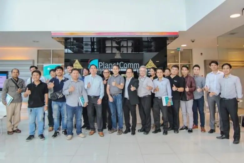 นายประพัฒน์ รัฐเลิศกานต์กรรมการผู้อำนวยกา...