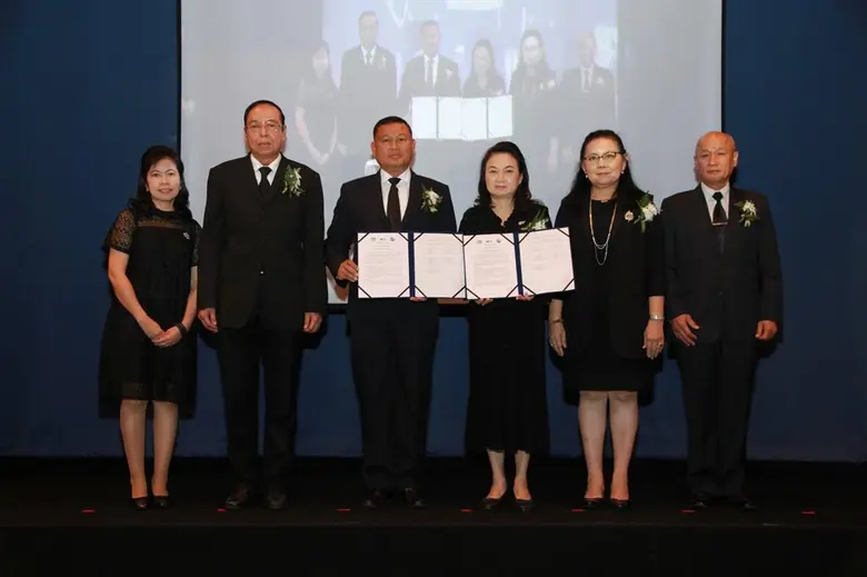 ใน "โครงการพลังนักศึกษา : สนุกอย่างมหัศจร...