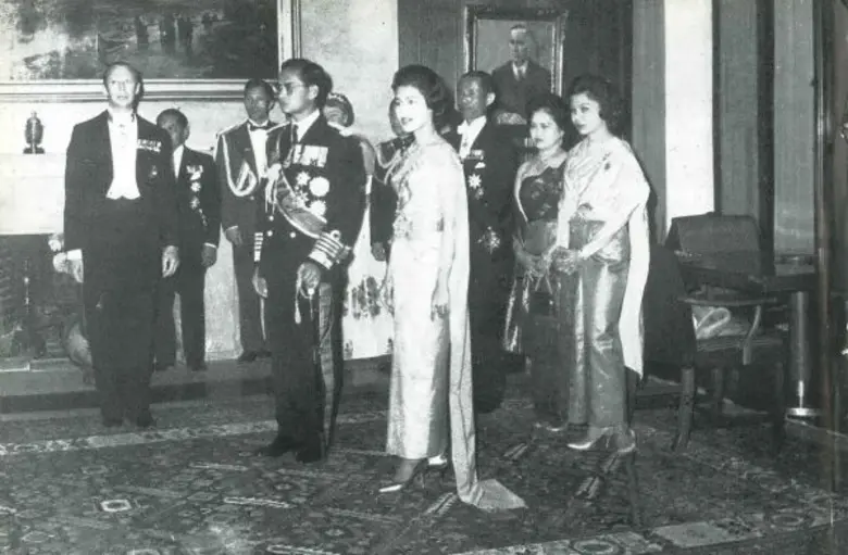 พระบาทสมเด็จพระปรมินทรมหาภูมิพลอดุลยเดช แ...