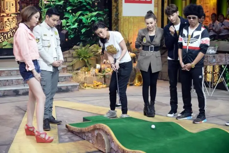 ทีวีไกด์: รายการ “STEP RIGHT UP ใครเก่ง...ใครได้ ล่าค่าเทอม” “ดีเจพล่ากุ้ง” ขอเป็นสายป๋า ลั่น! เปเงินหมดกระเป๋า