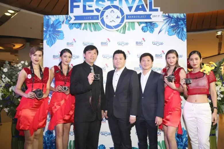 คุณเชิดชัย โชคมงคลเสถียร (ที่ 3 จากซ้าย) ...