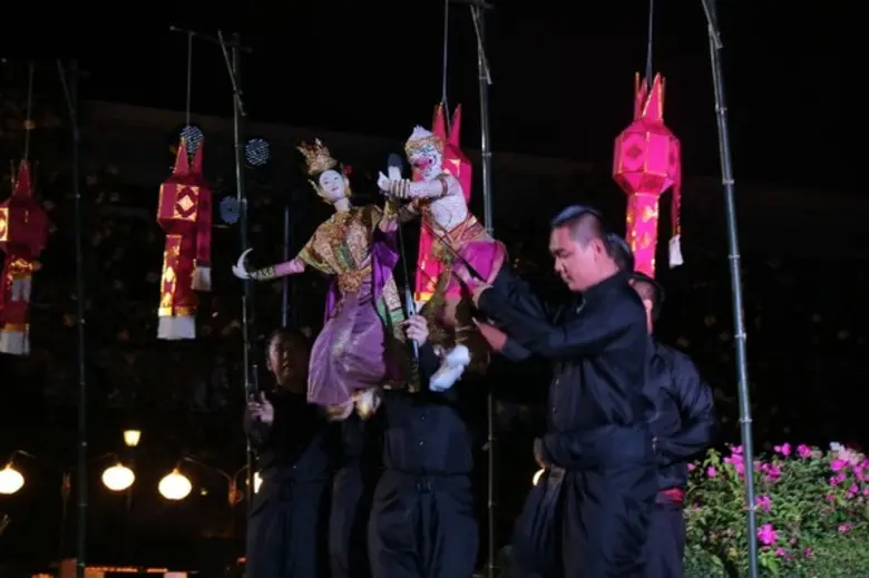 โรงแรมเซ็นทาราแกรนด์บีชรีสอร์ทและวิลลา หั...