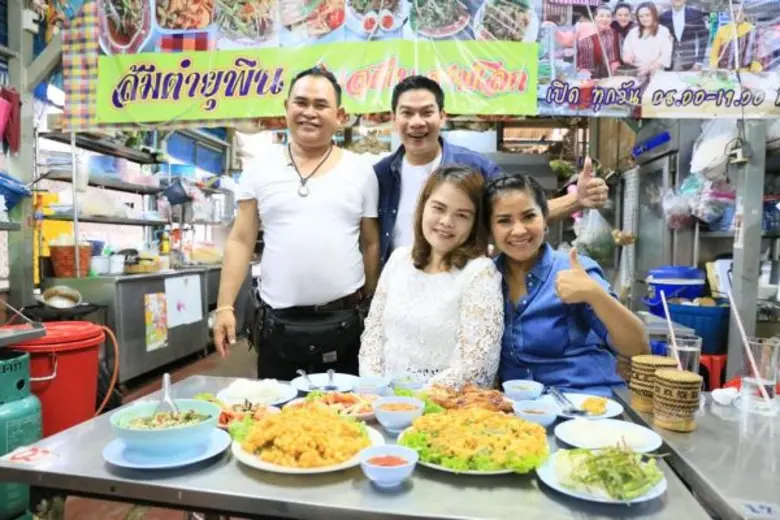 ทีวีไกด์: รายการ “ตลกแหลก” คู่รักคู่ฮา “ตั๊ก-นุ้ย” ตะลุย “วังหลัง” แหล่งรวมของอร่อยโดนใจเด็กแนว