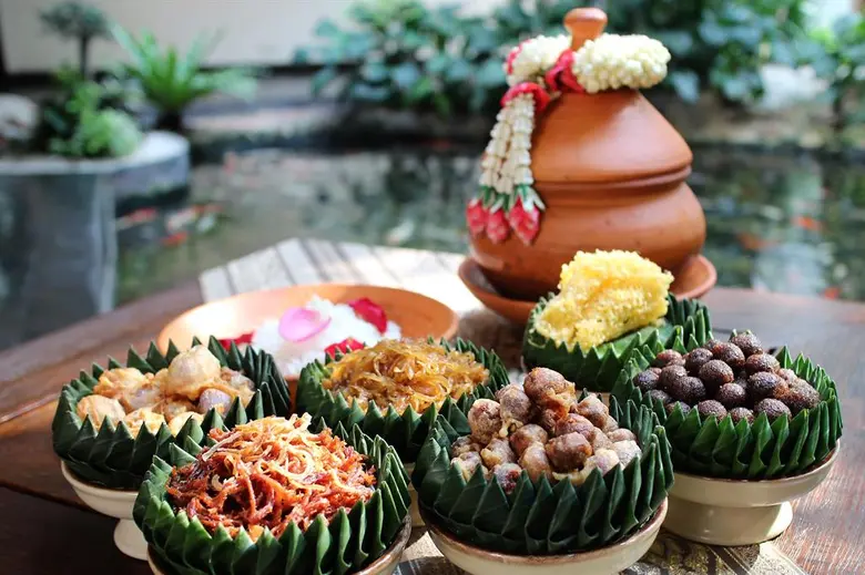 โรงแรมอนันตรา สยาม กรุงเทพ ร่วมสืบสานประเ...