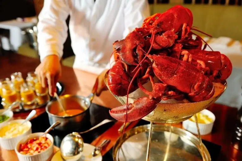 เฉลิมฉลองเทศกาลอีสเตอร์ 2560 ณ โรงแรมแกรนด์ ไฮแอท เอราวัณ กรุงเทพฯ 16 เมษายน 2560