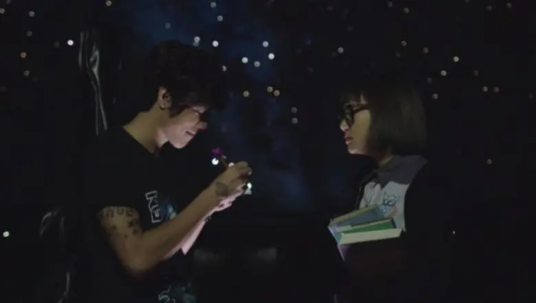 หลังตกลงทดลองเป็นแฟนกัน หนุ่มร็อกเกอร์สุด...