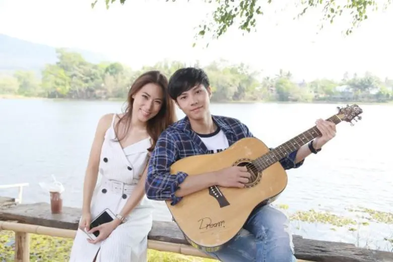 'แบงค์’ เศร้ากินแห้ว!! 'เพลง’ ร้องเพลงบอกรักคนอื่น!!