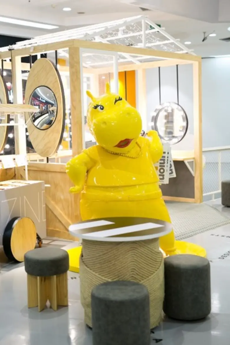 ยูเนี่ยน มอลล์ จัดงานฉลอง 10 ปี... เรื่อง...